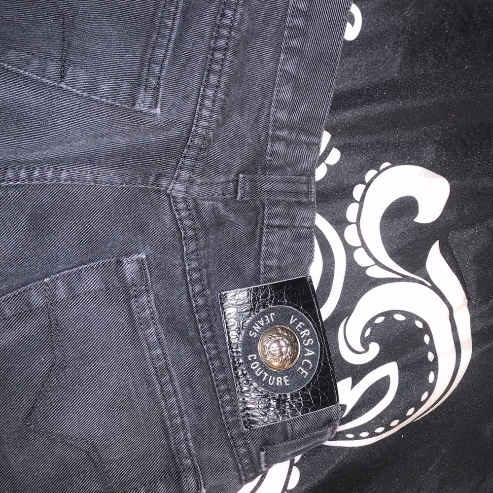 Versace jeans size 41 27